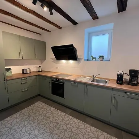 Charmantes Winzerhaus Mit Modernem Luxus بيت للعطل Grossfischlingen