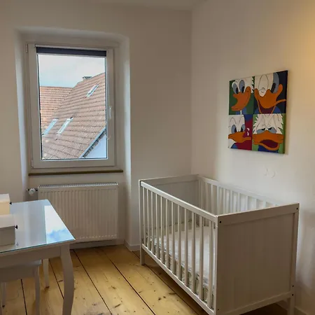 Vyne - Ganzes Haus Mit Privatem Hof & Stellplatz - Grosses Wohnzimmer * Grossfischlingen
