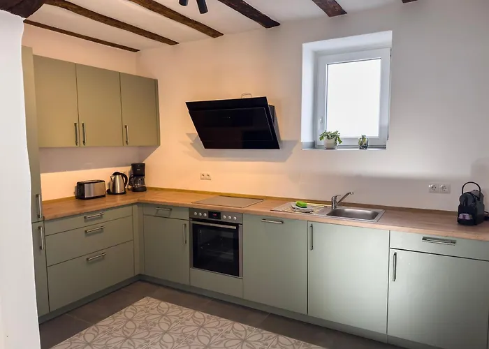 Vyne - Ganzes Haus Mit Privatem Hof & Stellplatz - Grosses Wohnzimmer * Grossfischlingen